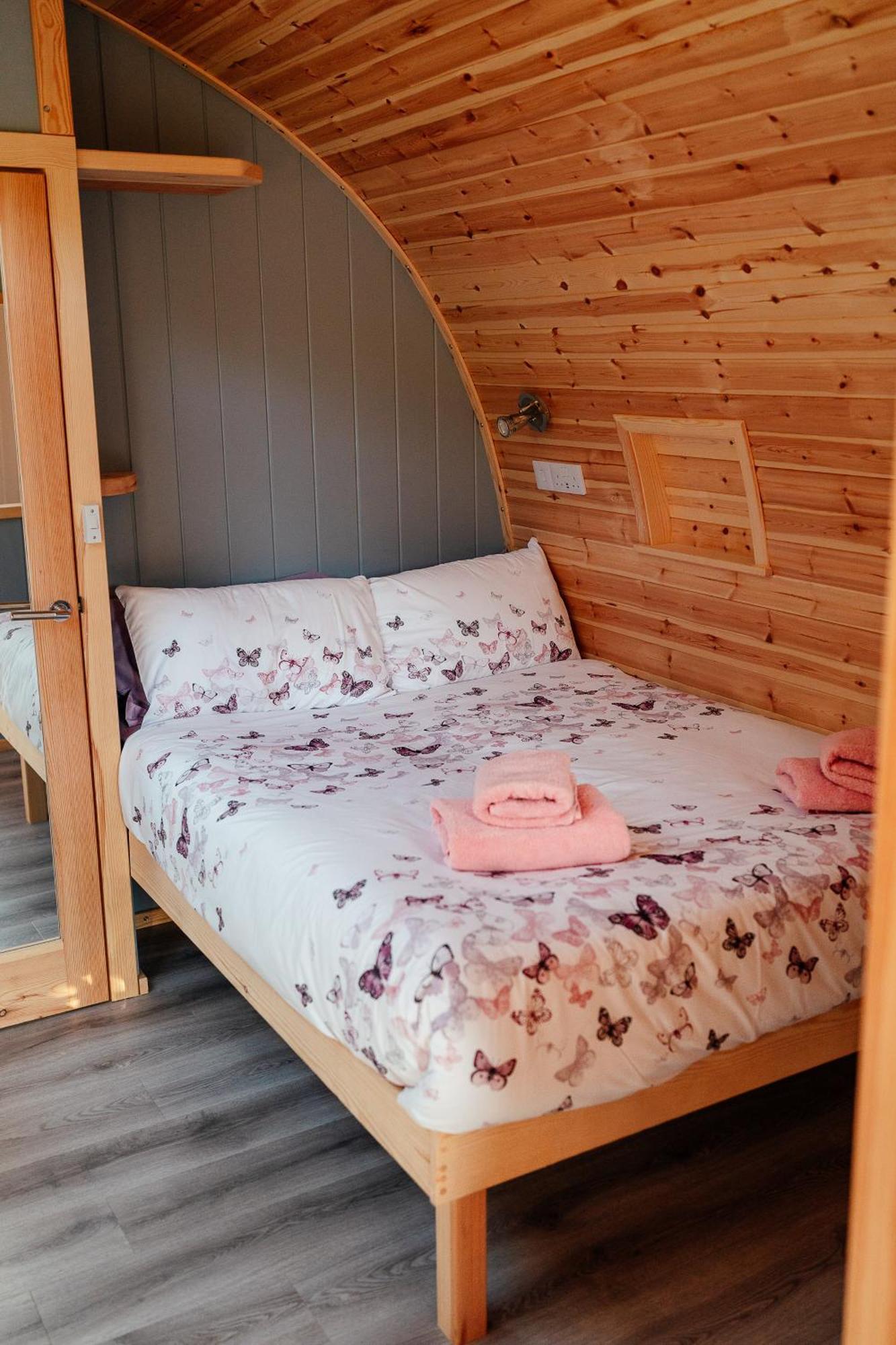 米尔盖Glamping Pods公寓 外观 照片